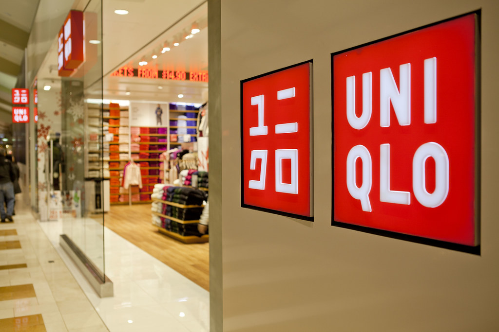 WRAPUP 4-Uniqlo owner stays put in Russia as Netflix, AMEX and others sever  ties | Technology
