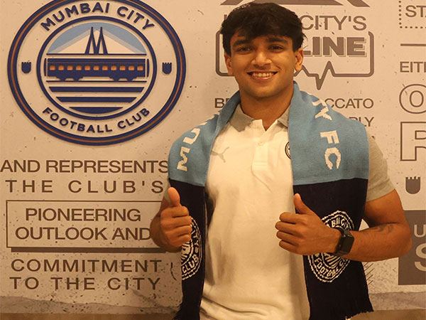 Hardik Bhatt Returns to Mumbai City FC for Upcoming ISL Season