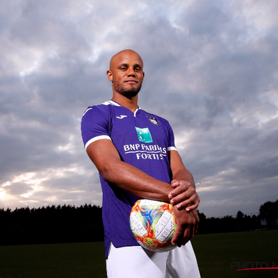 Kompany hired by Burnley for first coaching role in England
