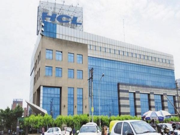 HCL Technologies shares decline over 2 pc