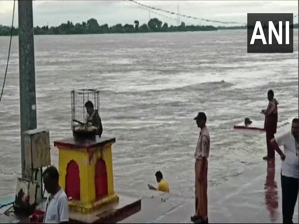 Madhya Pradesh: River Narmada reaches danger mark