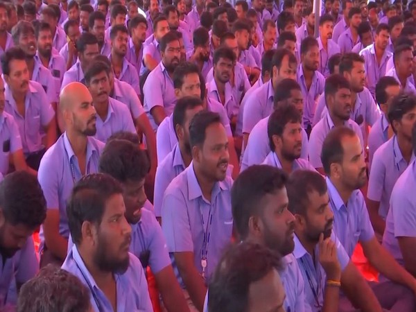 Samsung Workers' Protest in Chennai Nears Two-Week Mark