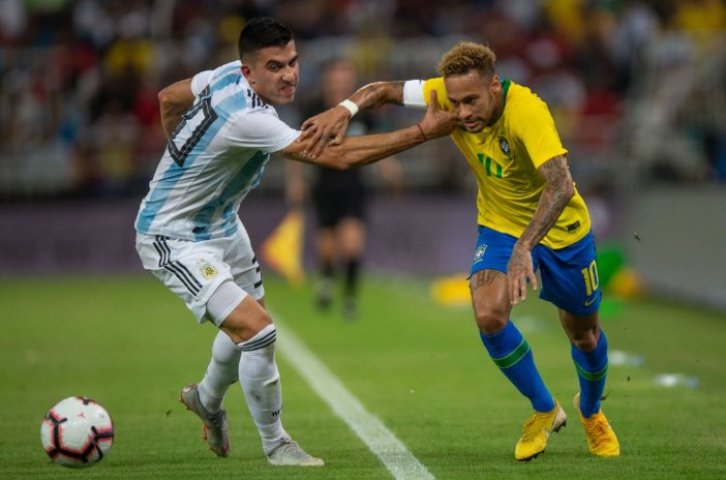 Miranda's late strike gives Brazil a 1-0 win over Argentina