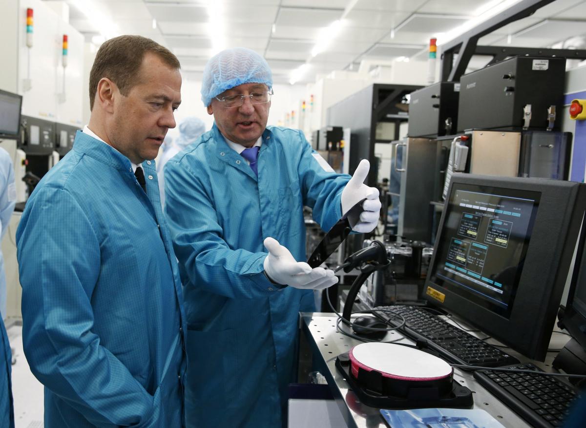 US sanctions hit Russian microchip company with significant financial woes 