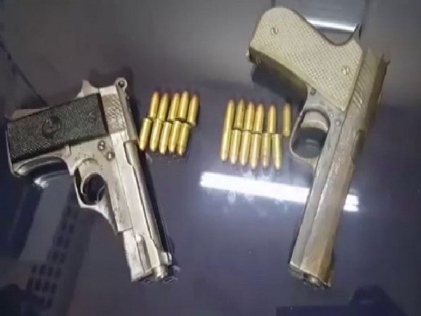 Guwahati police recover 2 pistols, 22 live cartridges from Avadh Assam Express