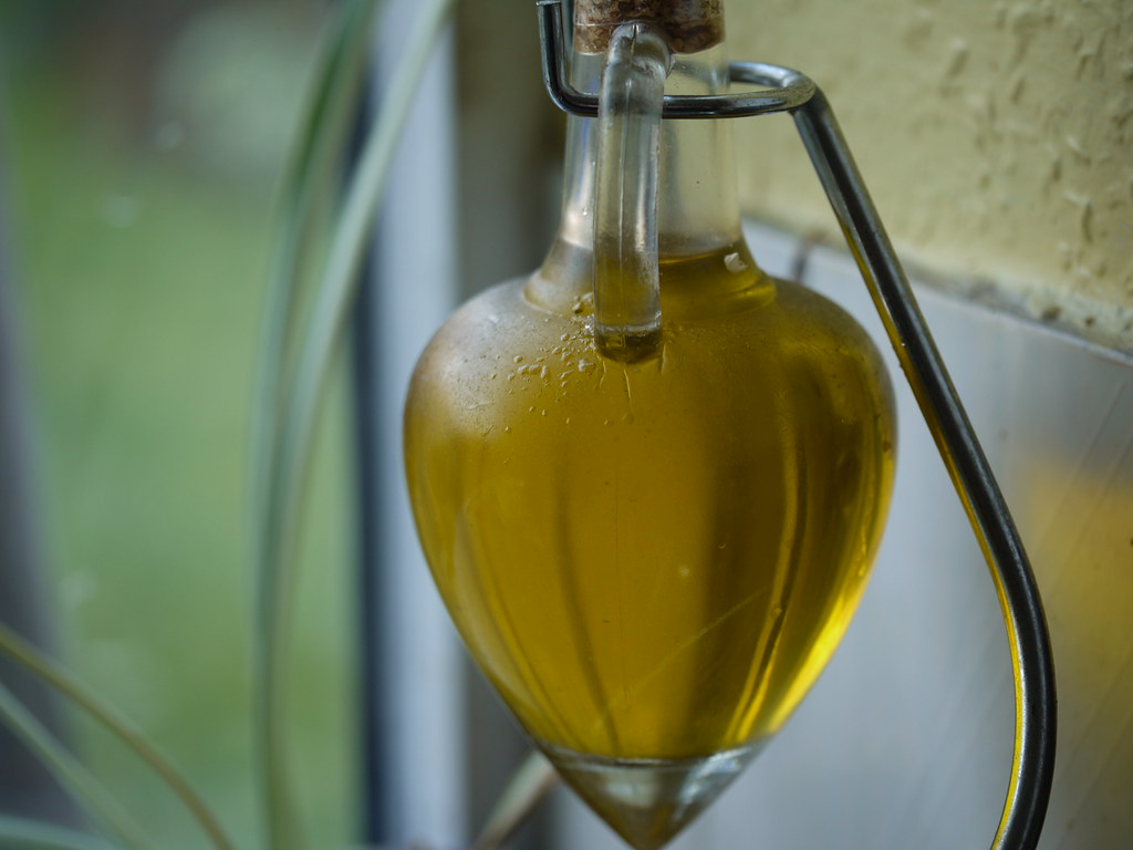 Spanish farmers fear olive oil output could plunge a third