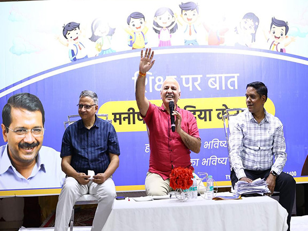 Manish Sisodia Engages Parents in Delhi's Education Future