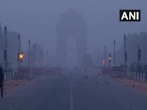 Delhi temp drops to 10 degrees celsius