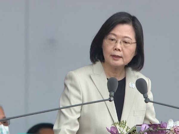 US calls Tsai transit 'nothing new', urges China to not react aggressively 