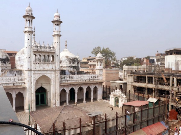 Gyanvapi Mosque case: Varanasi Court dismisses Muslim's side plea, defers hearing till Dec 2 