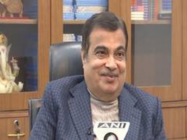 Toll revenue to touch Rs 1.34 lakh cr a year by 2025: Gadkari