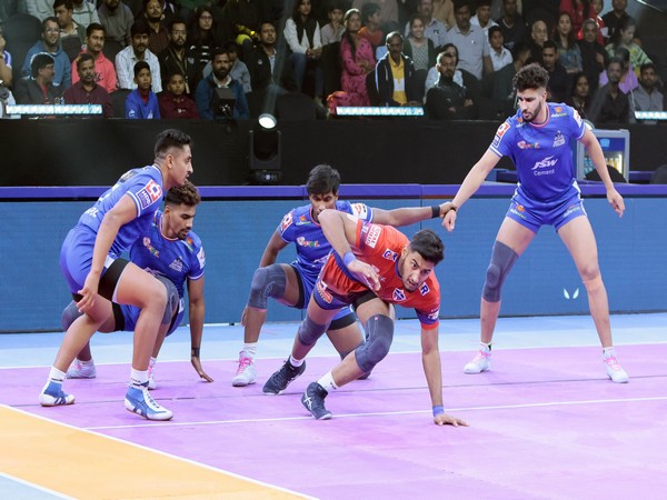 UP Yoddhas' Winning Streak Continues with Vital Win Over Haryana Steelers