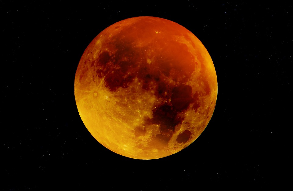 Total lunar eclipse, super blood Moon and "Wolf Moon" on Sunday evening