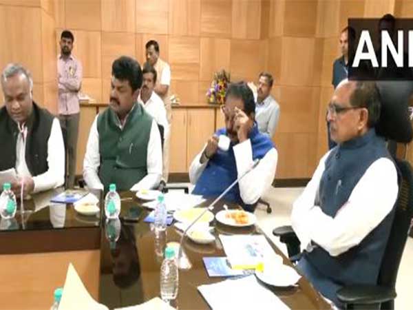 Boosting Karnataka's Agriculture: Chouhan Discusses Key Developments