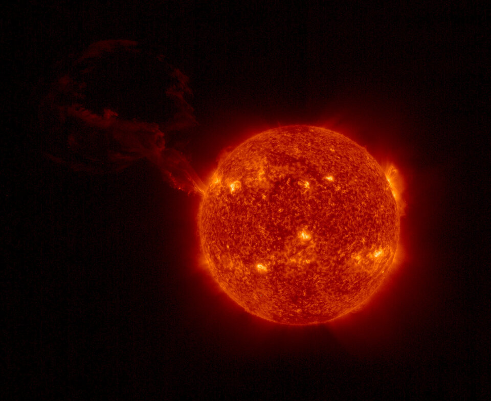 ESA's Solar Orbiter captures giant solar eruption