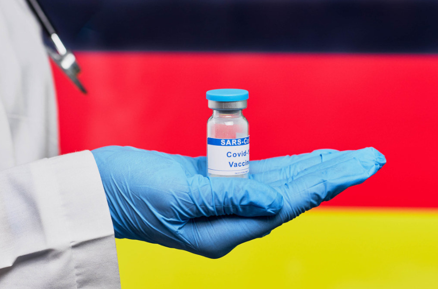Health News Roundup: Brazil's Health Ministry approves China's Sinovac shot for some children; Small children getting less sick from Omicron; Genetic mutation protects against severe COVID and more 