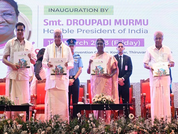 President Murmu lauds Kerala performance on welfare indices at civic reception
