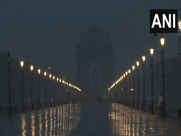 Delhi gets light spell of rain, thunderstorm predicted