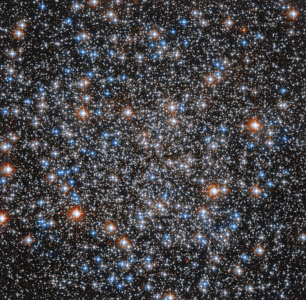 Hubble sees Messier 55 - a globular star cluster about 20,000 light-years away 