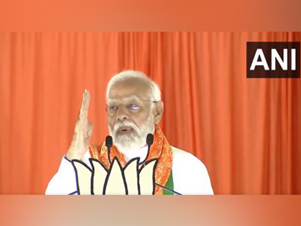 "Congress has made Telangana their ATM; looted money goes to Delhi": PM Modi 