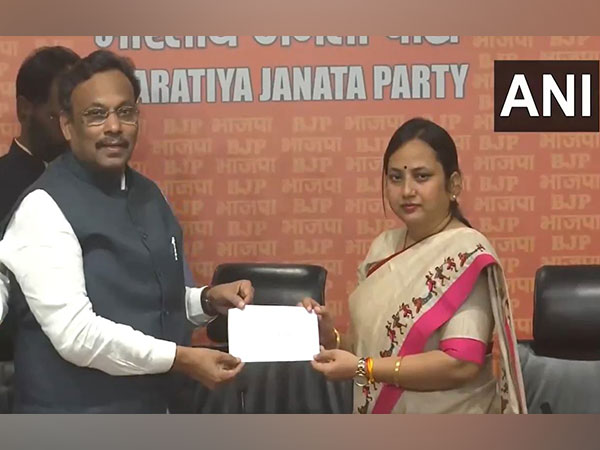 In setback for Mayawati's BSP, MP Sangeeta Azad joins BJP