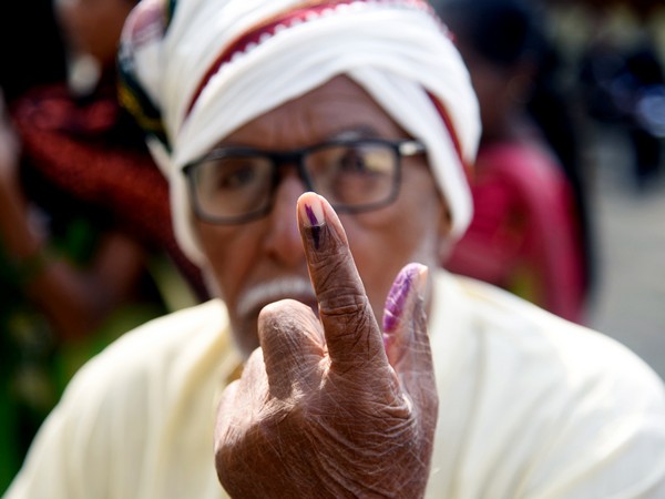 Lok Sabha polls: Five Parliamentary seats in Maharashtra to vote tomorrow in first phase