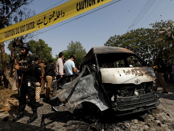 Karachi police chief blames bombings on 'banned outfits', 'anarchist groups'