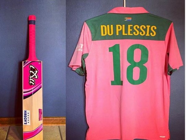Combating Covid-19: Faf du Plessis donates bat, ODI jersey to raise funds