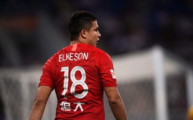 Soccer-Brazil-born Elkeson included in China squad in landmark move