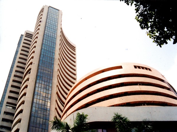 Indian stocks decline marginally on profit booking, Sensex still above 60,000