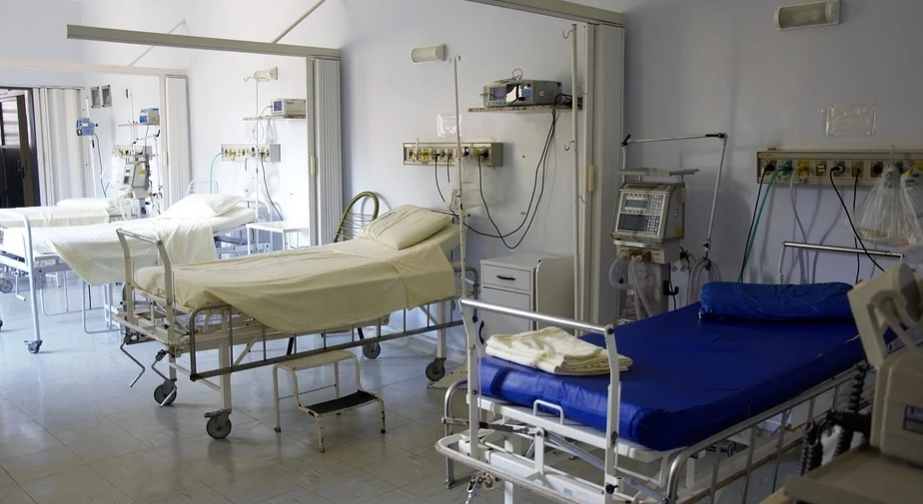 Portuguese hospitals under pressure as COVID-19 cases reach record