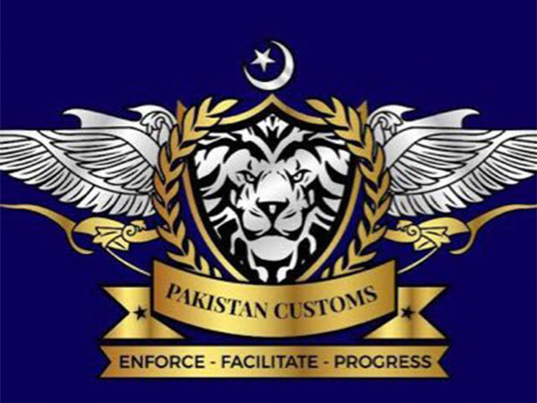 Pakistan Customs Foils Smuggling Attempt of Over 15,000 Mobile Phones at Khunjerab Pass