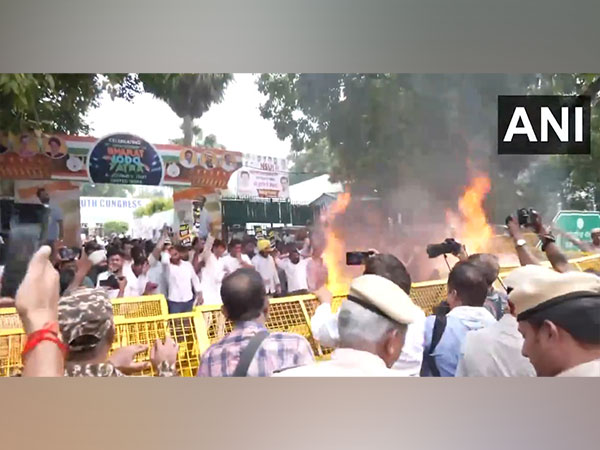 Indian Youth Congress Protests Against BJP Leaders Over Remarks on Rahul Gandhi