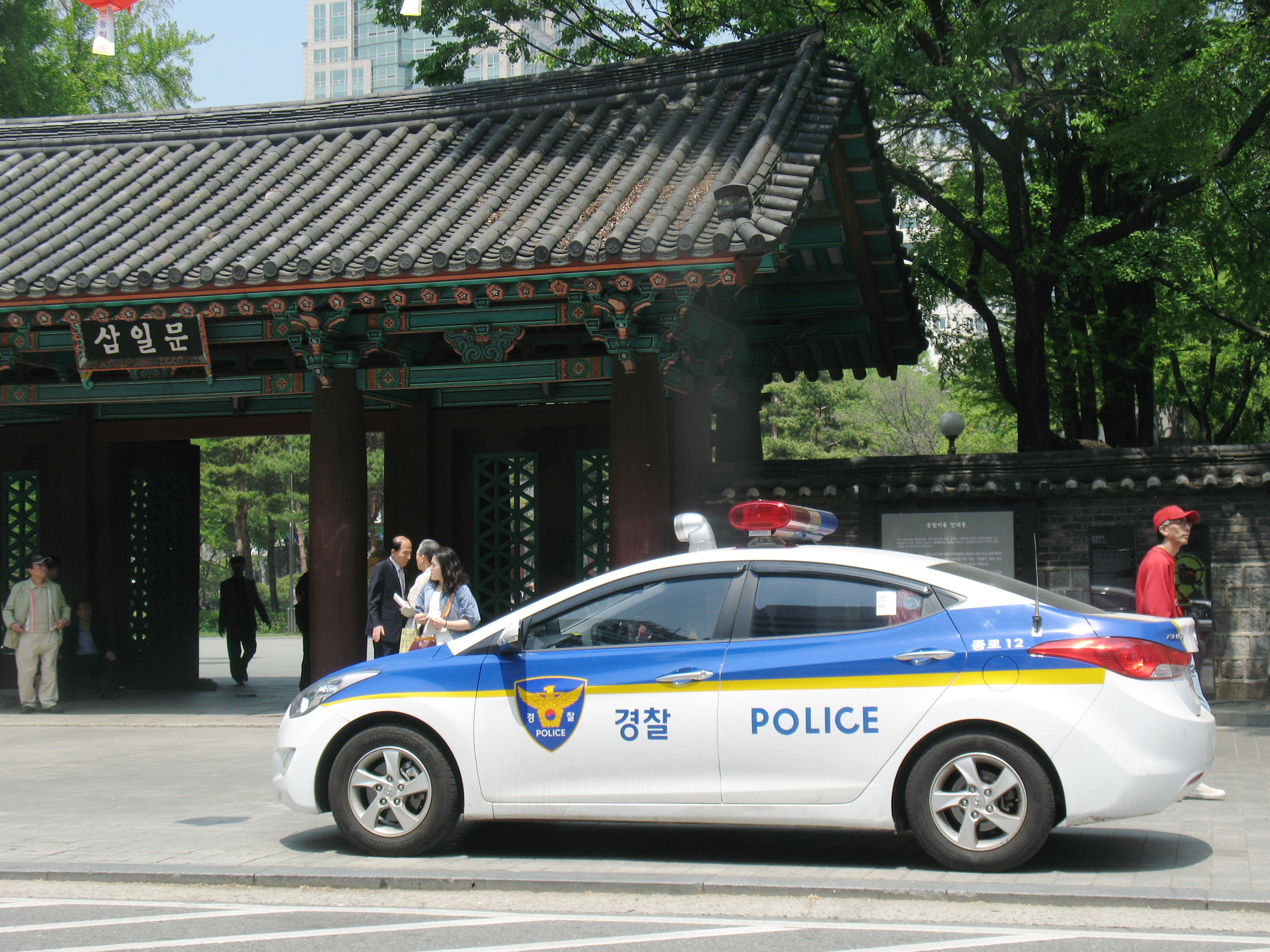 SKorea police raid office of anti-North leafleting activist