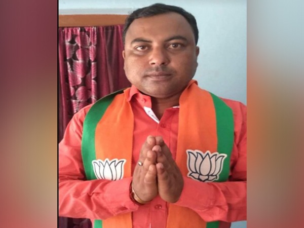  Suvendu Adhikari accuses TMC of murdering BJP youth wing leader in Uttar Dinajpur 