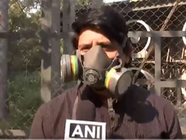 Delhi Smog Crisis: Political Tug-of-War Intensifies