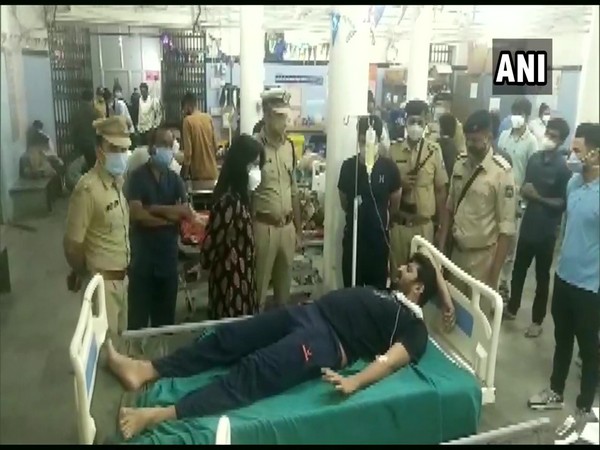 Vadodara accident: Rahul Gandhi condoles death, appeals Congressmen to help