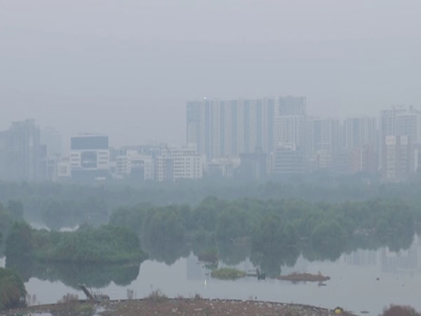 Smog Strangles Mumbai and Delhi: AQI Levels Soar, Classes Halted