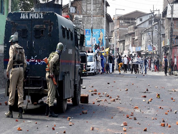 Four Unidentified Individuals Booked for Stone Pelting During Ganpati Procession