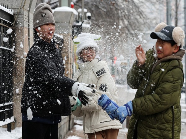 Freezing weather in China, Japan sets record low temperatures