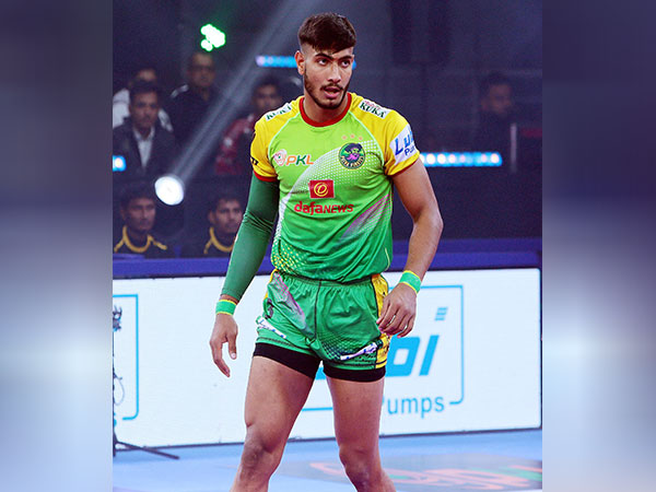 Patna Pirates Secure Playoff Berth in Thrilling Win Against Telugu Titans