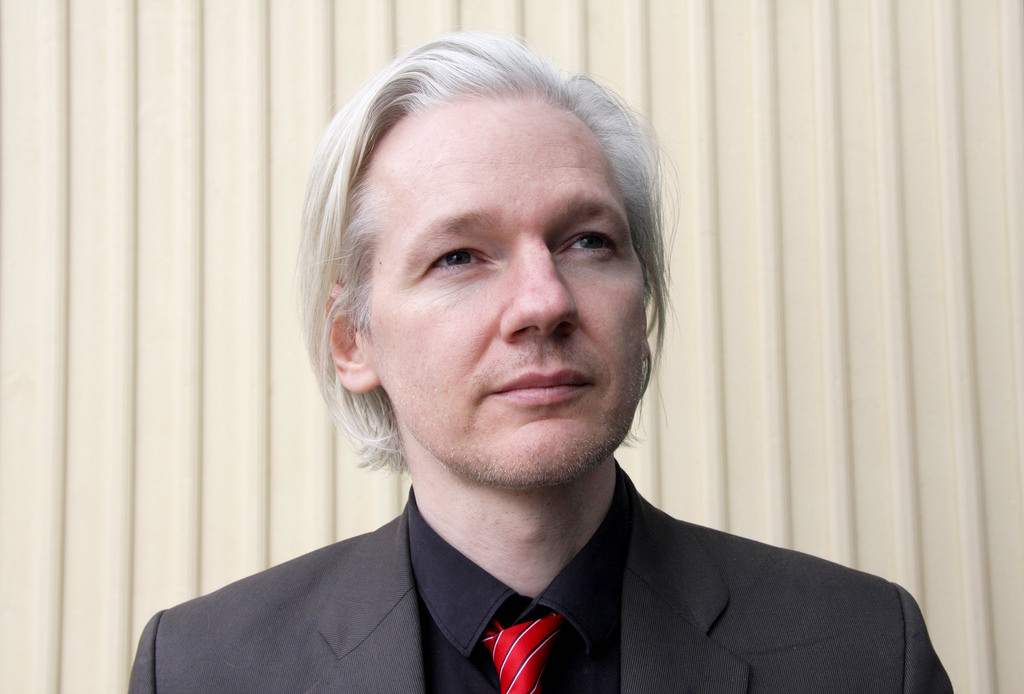 US spoke to Ecuador's British embassy on Assange-Manafort meeting 3 times: Source