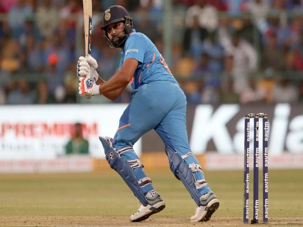 Rohit, Kohli star as India defeats Australia in 3rd ODI to win series