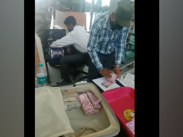 Customs officer, wife held at Bengaluru airport with Rs 75 lakh in hand baggage