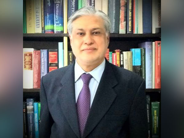 Pak finance minister Ishaq Dar hopeful of signing bailout deal with IMF this week