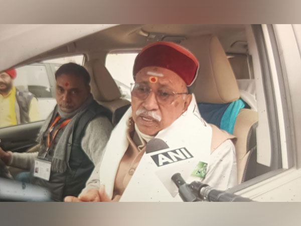 VHP patron Dinesh Chandra invites Brahma Kund Gurudwara head for Pran Pratishtha ceremony