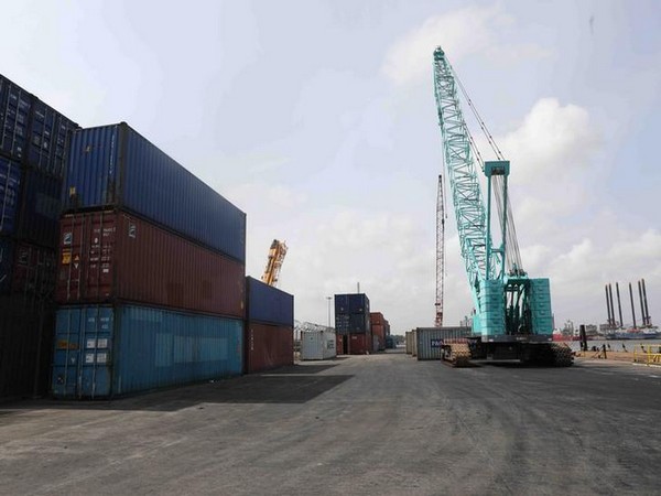 Keamari deaths: Vessel carrying soybean shipment at Karachi port to be shifted to Port Qasim