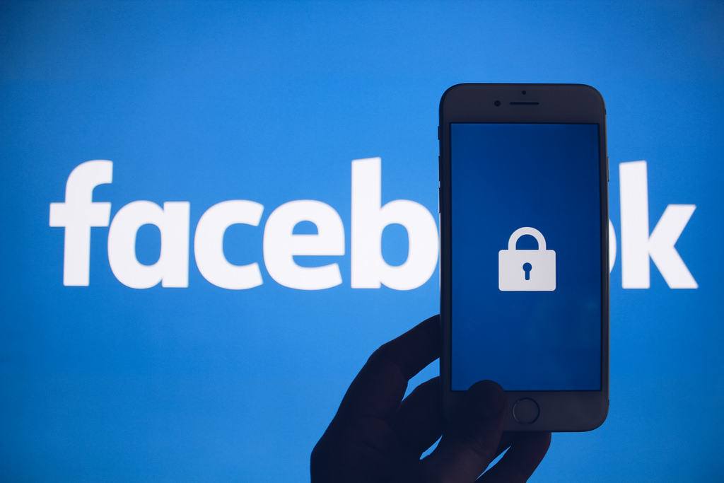 Facebook accepts of bug that stored millions of user passwords in plaintext