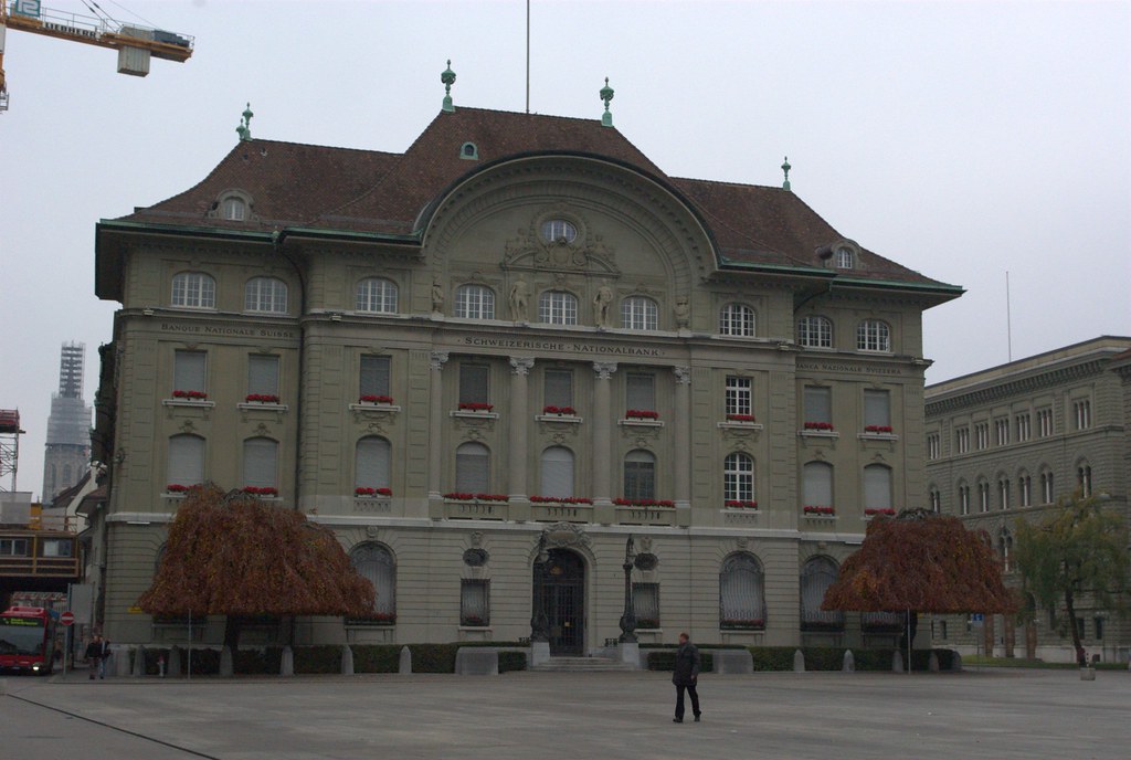 Swiss National Bank keeps expansive policy in place despite inflationary pressures
