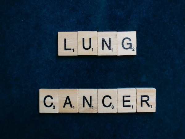 Study suggests how combination of drugs help to reduce lung tumors 
